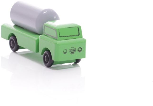Holzspielzeug - Miniaturfahrzeug Lastenauto Gefahrenguttransporter Bunt - Ansicht Vorne - Hergestellt im Erzgebirge
