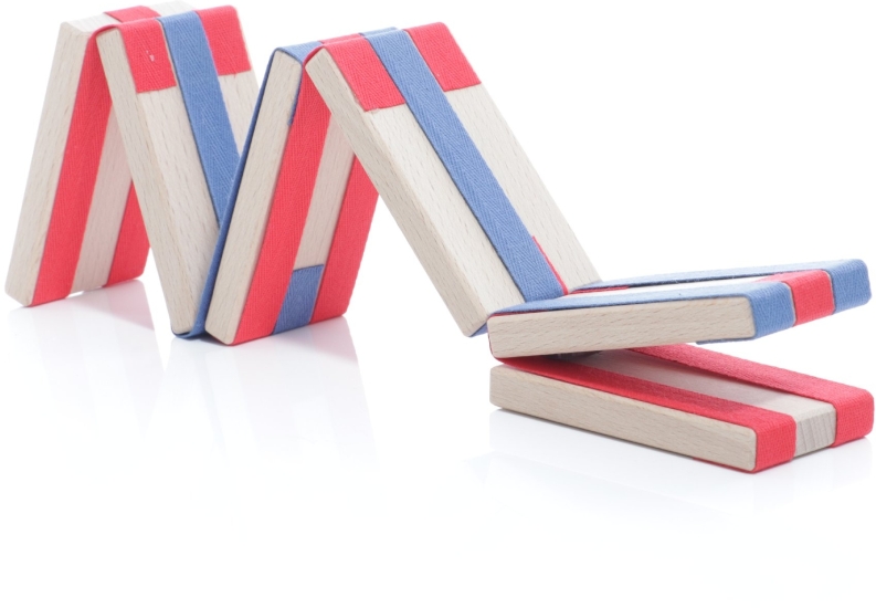 Holzspielzeug - Klapperschlange mit runde Kanten als Geschicklichkeitsspiel- Ansicht Vorne -