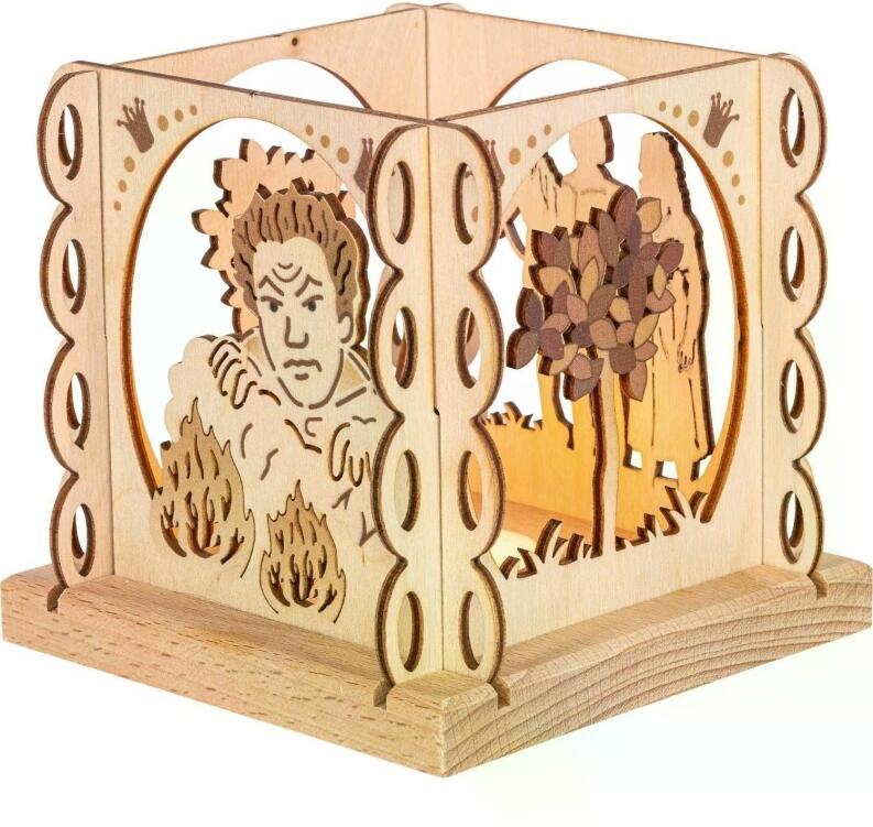 Teelichthalter – zauberhafte Holzlaterne mit filigranen Märchenszenen aus „Drei Haselnüsse für