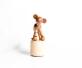 Holzspielzeug – liebevolle Wackelfigur Affe (braun) – H ca. 8 cm