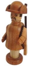 Miniaturfigur &ndash; detailreicher J&auml;ger in naturbelassenem Holz, klassisch-rustikal &ndash;